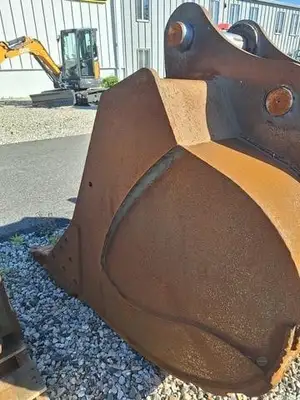 Used 2016 CASE CX300D EXCAVATOR BUCKET Earth Buckets Maine US | Beauregard Equipment #1511460