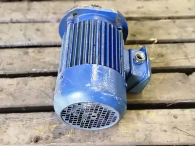 USED SIMO Y90L-4TH