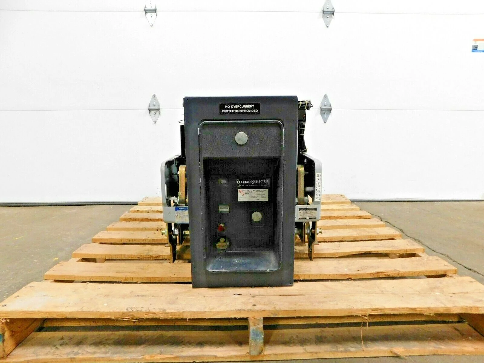Used GE AKR-ND-50 Circuit Breakers Ohio US | Equipment Recovery Corp. #1331081