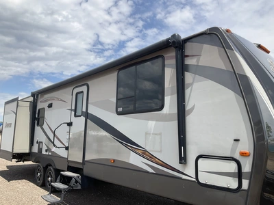 USED 2016 KEYSTONE SPRINTER SERIES M-299