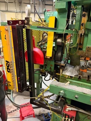 NIDEC MINSTER B1-32 Stamping Press | Global Machine Brokers, LLC (11)