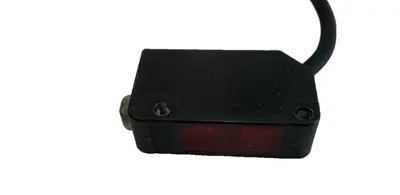 NEW KEYENCE PZ-M32P PHOTOELECTRIC SENSOR 12-24VDC PZM32P