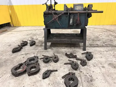 4" TOLEDO BEAVER MODEL #1-2-4 PIPE & TUBE THREADER: STOCK 21684