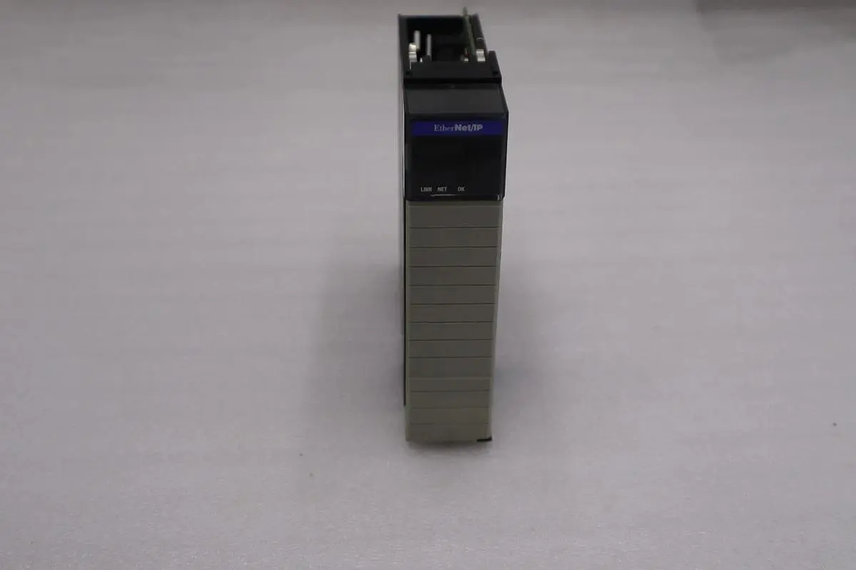 Allen Bradley 1756-ENBT Ser. A EtherNet/IP Communications Module STOCK 842C