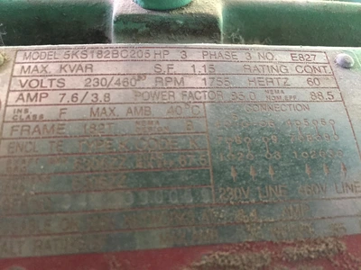 Ultramatic Vibratory Finisher