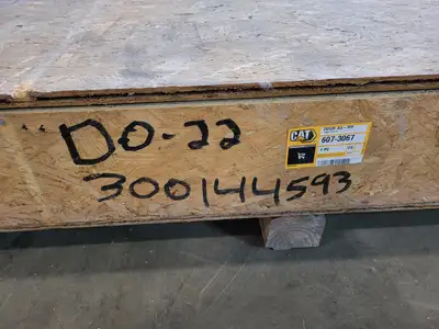 NEW CATERPILLAR 607-3067