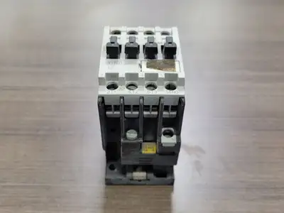 USED SIEMENS 3TF3110-0A