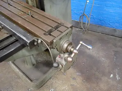 Bridgeport Vertical Mill