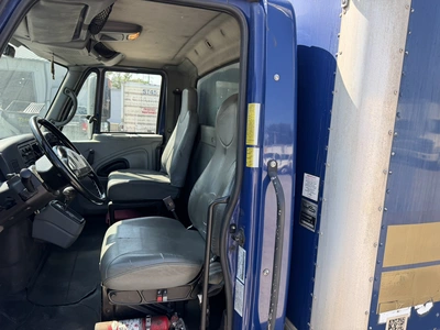 Used 2006 INTERNATIONAL 4300 SBA4X2 Box trucks Indiana US | Miedema Asset Management Group #1414584