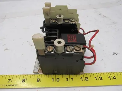 ALLEN BRADLEY 709-T0DX221 Ser K Size 00 Motor Starter Bul.709 3 Ph 2HP Max