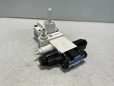 USED TOKIMEC DG4VS-3-0C-M-P7-H-7-P12-52
