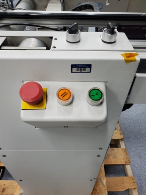 USED UIC - UNIVERSAL INSTRUMENTS CORP 44" LIFTGATE CONVEYOR