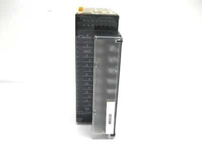 USED OMRON CJ1W-ID211