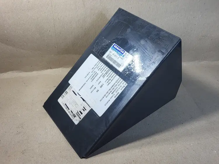 Used KOMATSU 561-85-81110 Parts British Columbia CA | Lenmark #272998