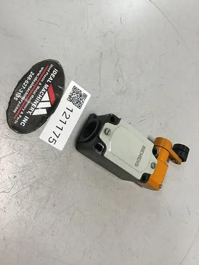 USED SIEMENS 3SE3 120-1GW-Z