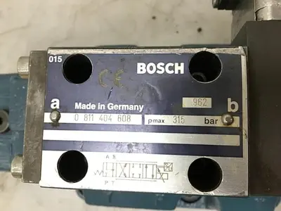 USED BOSCH 0 811 404 608