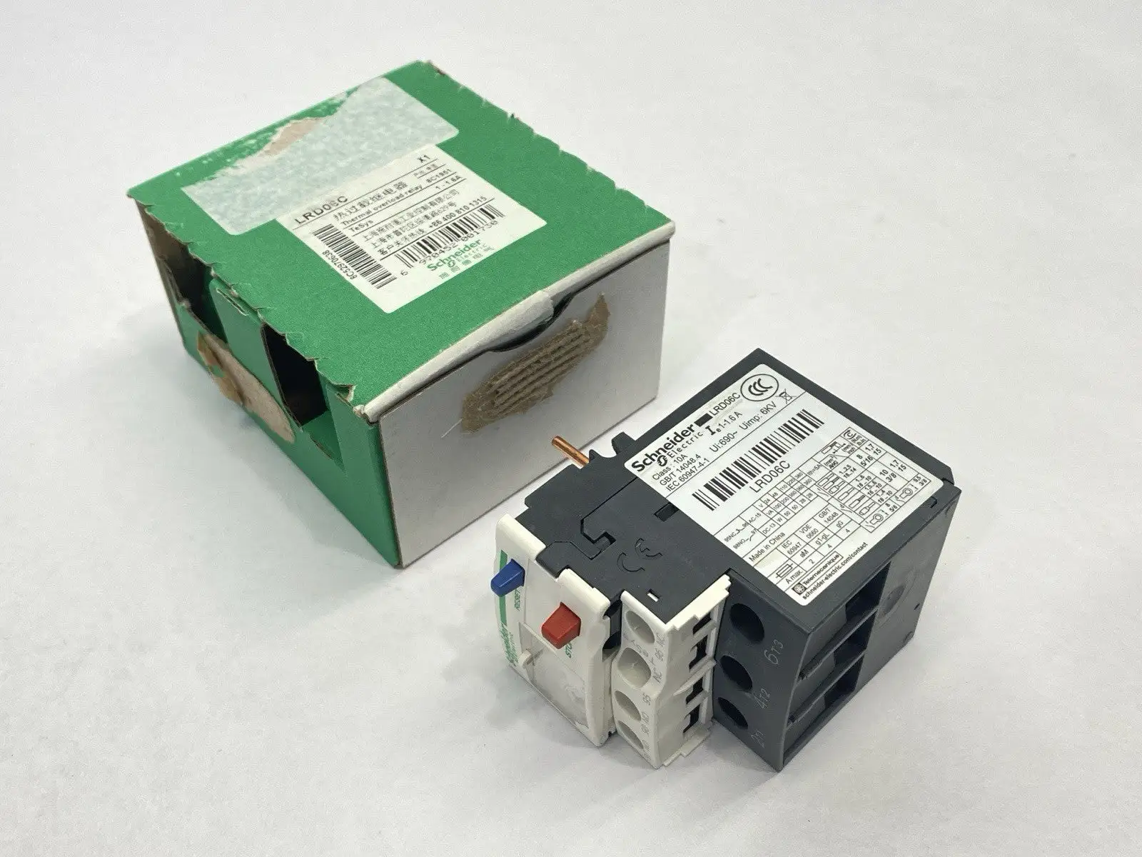 USED SCHNEIDER ELECTRIC TESYS DECA THERMAL OVERLOAD RELAY 1-1.6A