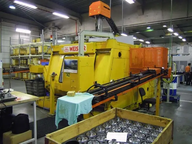 Used WEISSER FR 23Q-2 DOUBLE SPINDLE CNC Ø 355 X 430 MM CNC Lathes BE | Apt International N.V #361757