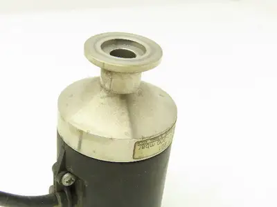 Oerlikon Leybold Vacuum Transducer 1-200mbar 12-30V