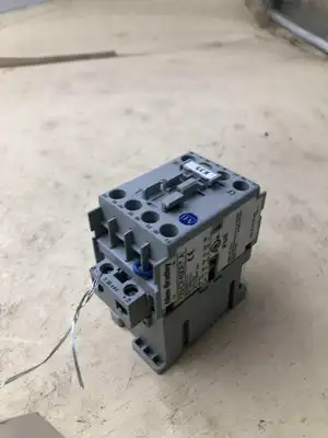 Allen Bradley 700-CF400EA Control Relay Contactor 700cf400ea (Lot of 2)