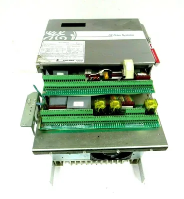 USED GENERNAL ELECTRIC 7VTLS589CD01 DRIVE 25HP 368E0407 1000