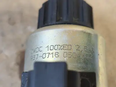 USED SAUER DANFOSS DCV03-3C11/01200E12