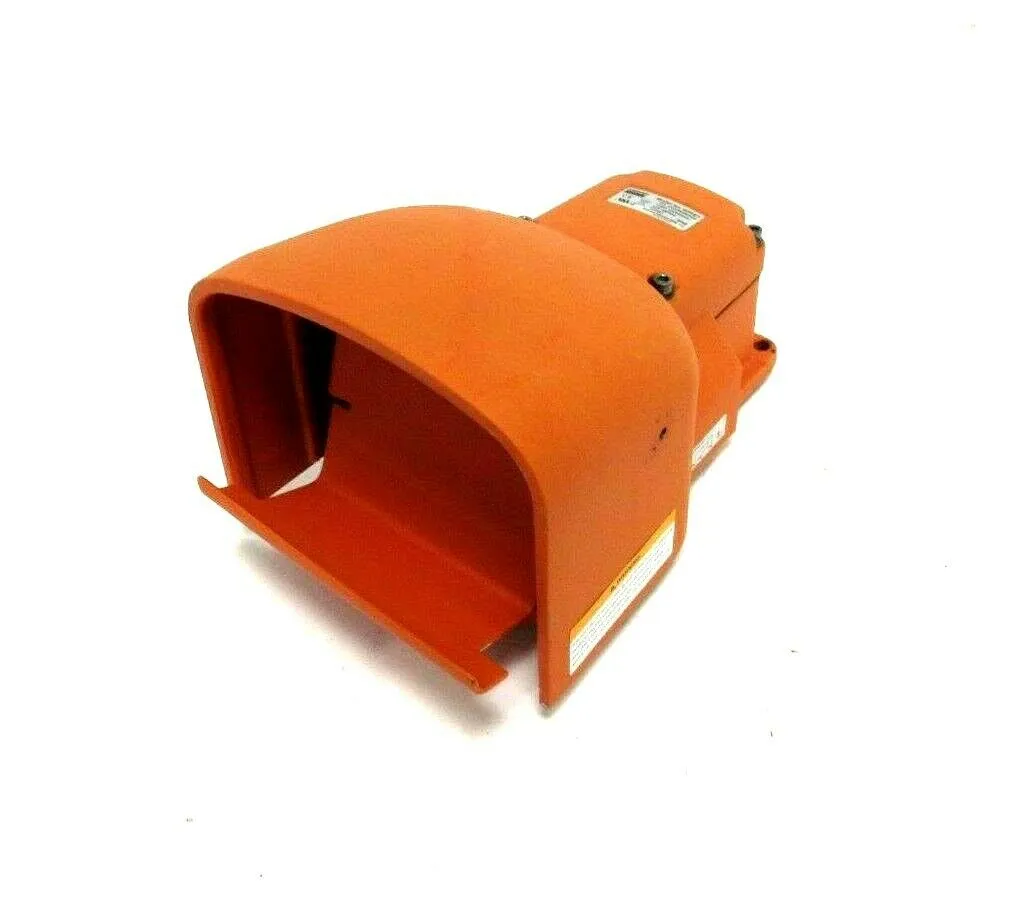 NEW DAYTON 6GPE7 FOOT SWITCH 25A 125/250/480V