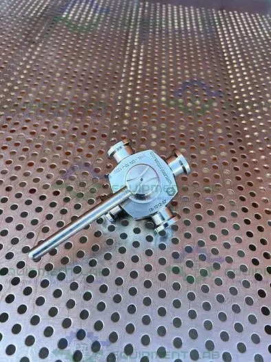 Used GE HEALTHCARE SALVI DN10 1220 4-WAY 316 VALVE 18-1012-57 W/3/4" SANITARY FITTING Valves/Fittings California US | Equipment Lab #485624