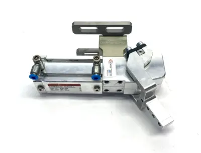 82L20-4435 | Destaco  Pneumatic Power Clamp 20mm Bore 5 - 60 Deg. Opening Angle - Used