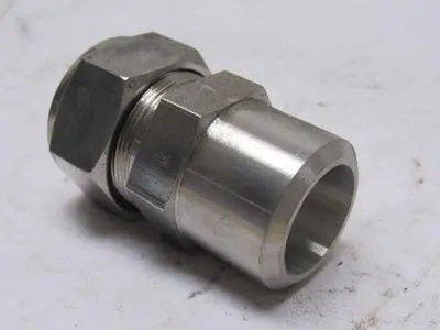 Parker 1" Weld-Lok To Compression 316SS Socket Weld Connector