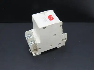 Mitsubishi CP30-BA  3A Amp Circuit Breaker Protector 2-Pole 250VAC  Lot of 15