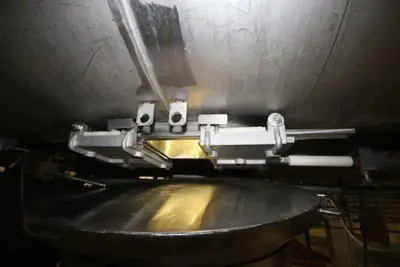 RIBBON BLENDER 250 Cubic Foot Mixer Powder Ribbon | Perry Equipment (3)