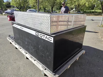 USED 2022 QTAC 300