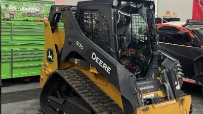 USED 2022 Deere 317G