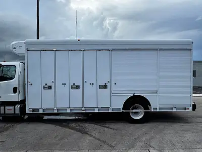 Used 2019 FREIGHTLINER M2 106 Tractors & Trailers Florida US | Truck and Van Outlet #1506258