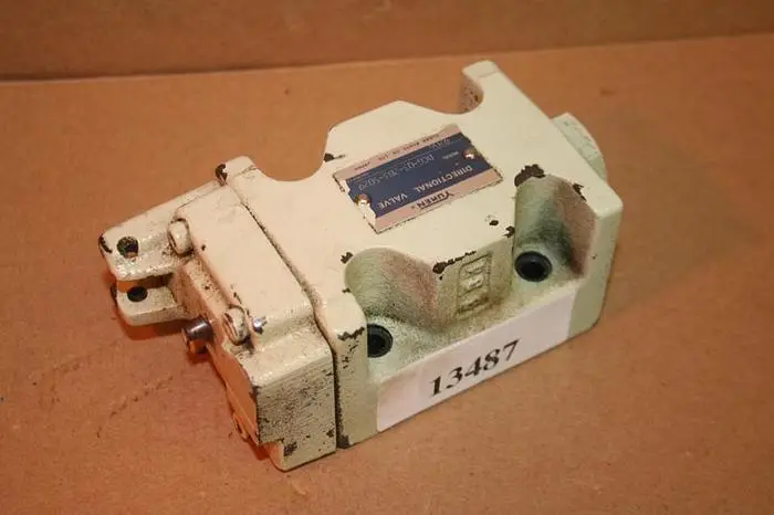 Used YUKEN DCG-03-2B3-5029 Valves/Fittings Michigan US | Ideal Machinery #608791