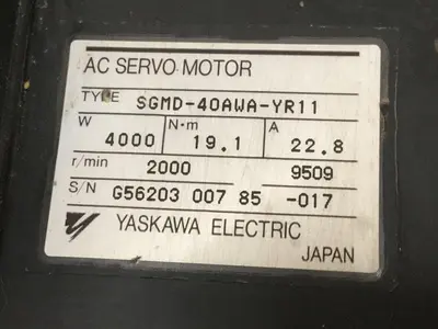USED YASKAWA SGMD-40AWA-YR11