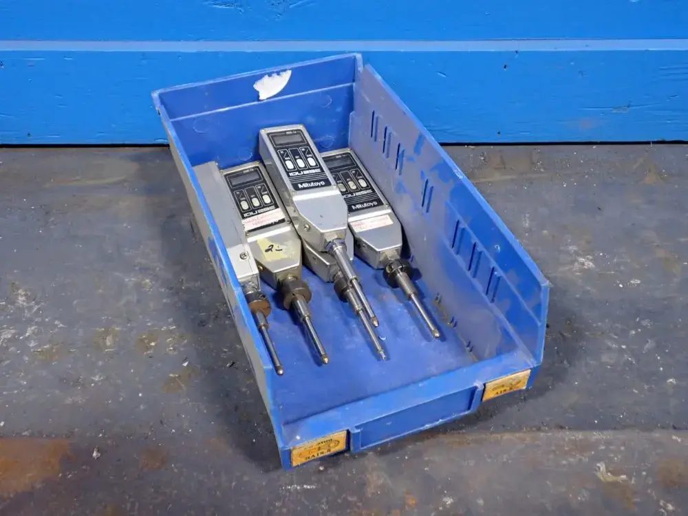 USED MITUTOYO IDU25E
