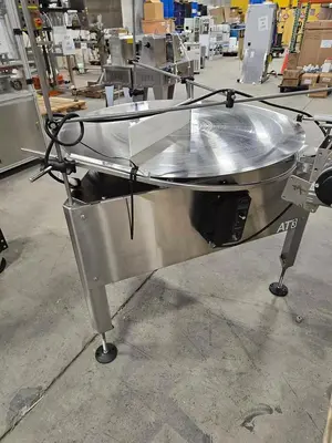Used E-PAK 40” Stainless Steel Accumulating/Feeding Table.