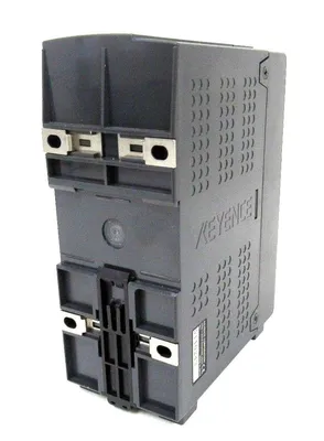 USED KEYENCE CV-2100 CONTROLLER CV2100