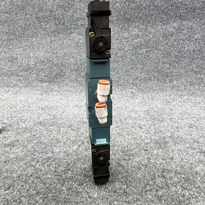 Used MAC VALVES INC 825C-PM-501AA-552 Solenoid Valves California US | Davliegogo LLC #1705969