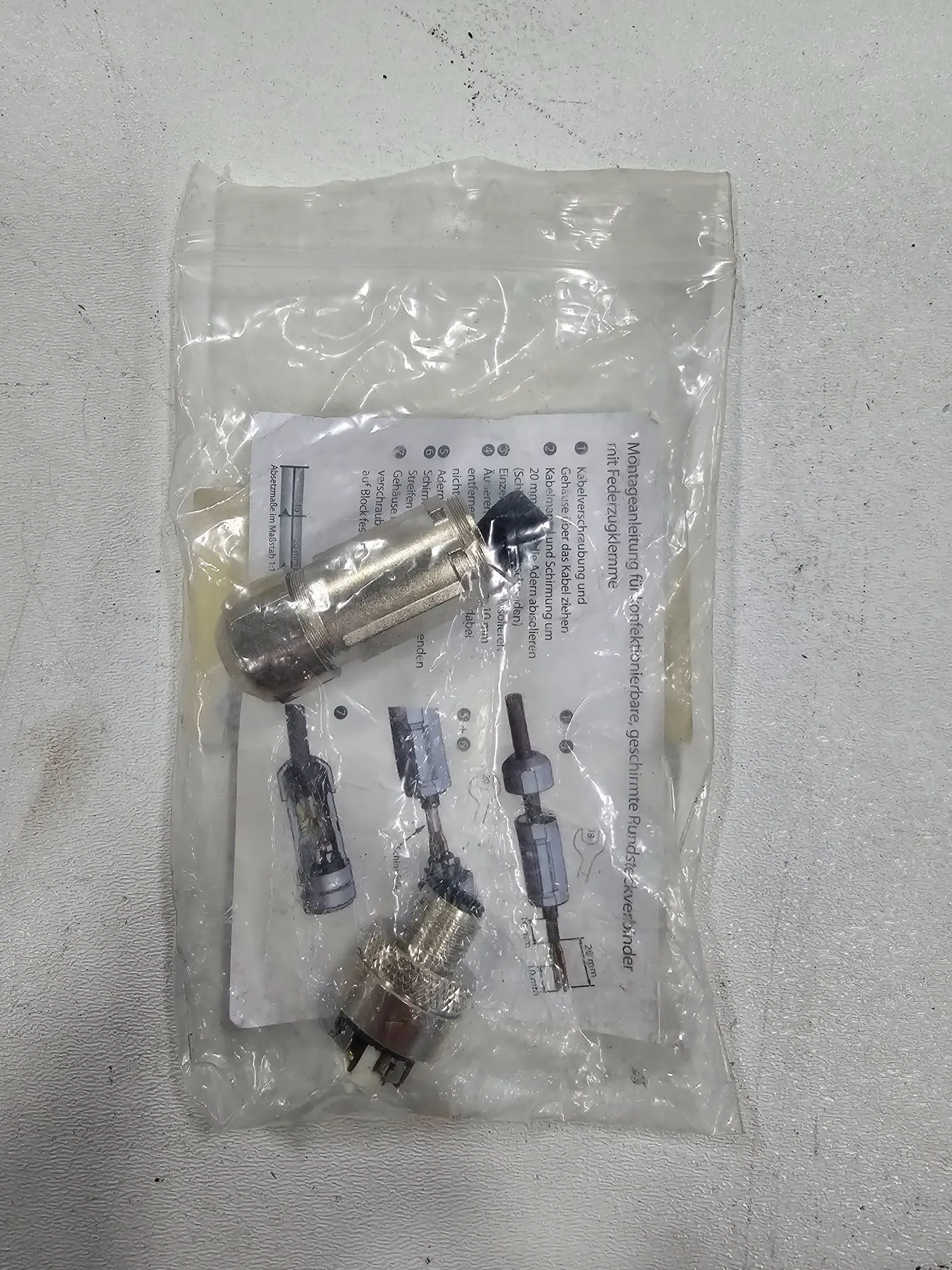 NEW BELDEN 0986 EMC 102