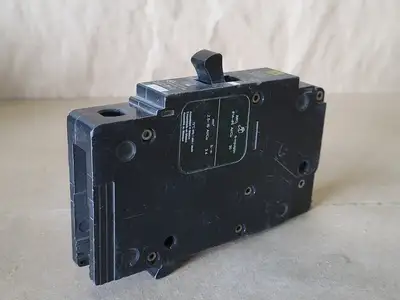 USED SQUARE D EDB16015