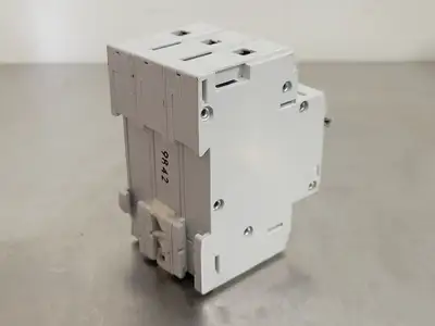 USED ALLEN-BRADLEY 1492-CB3-G250