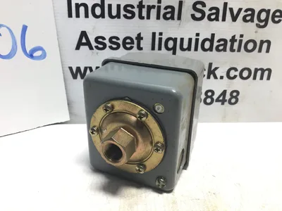 SQUARE D Pressure Switch