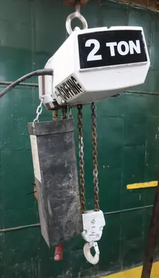 USED COFFING HOISTS EC.4008.3