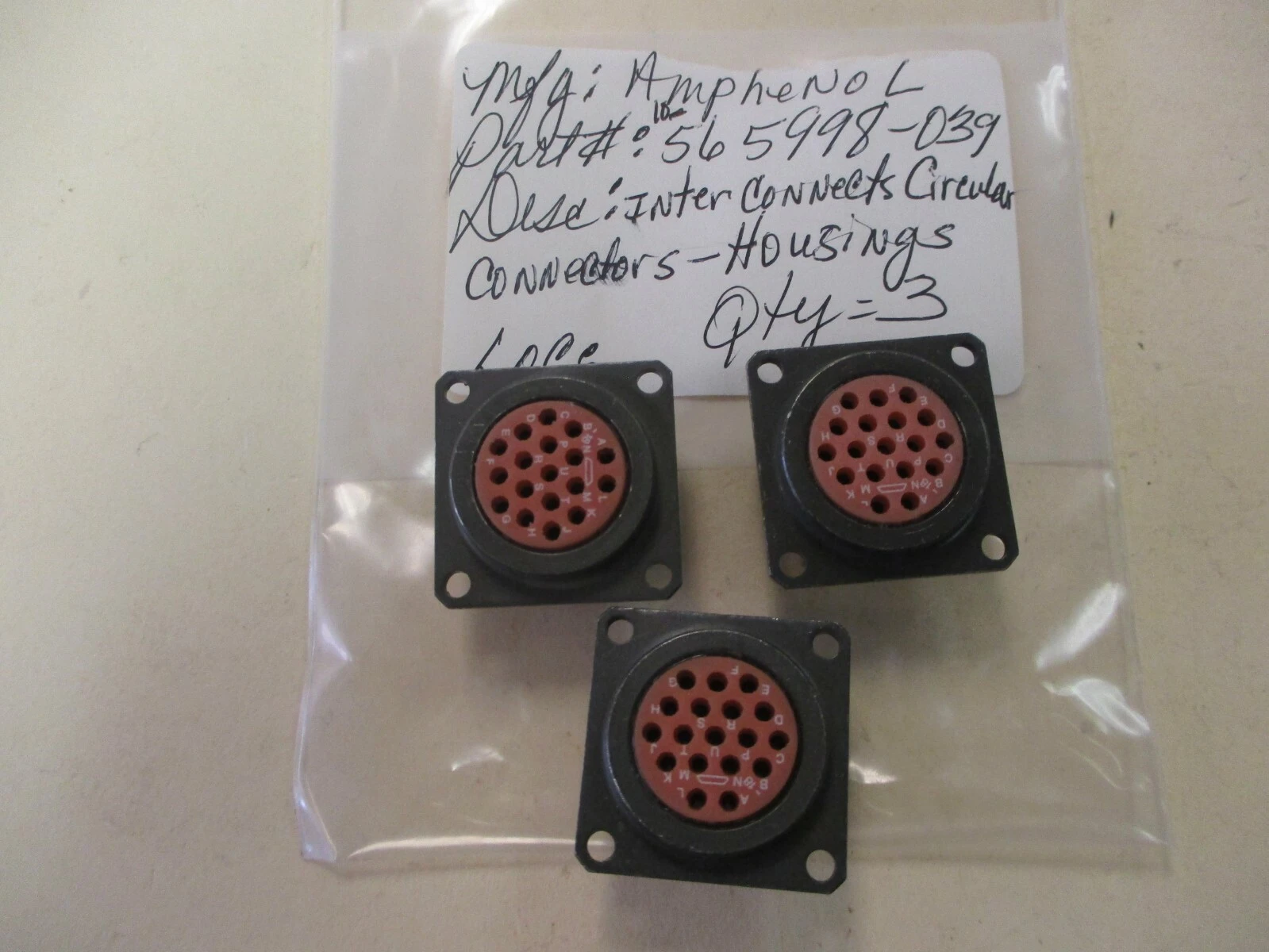 NEW Amphenol 10-565998-039