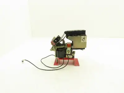 Hubbell HC14-193-770-566 DC Contactor 1000VDC 200A Interlock Relay 125VDC Coil