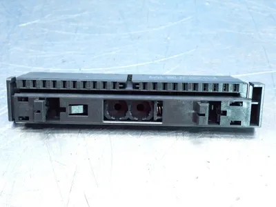 New | in-Stock SIEMENS 6ES73921AJ000AA0 Connector Accessories | HGR 24 #754152