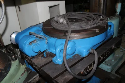 Pratt & Whitney 24" Motorized Rotary Table